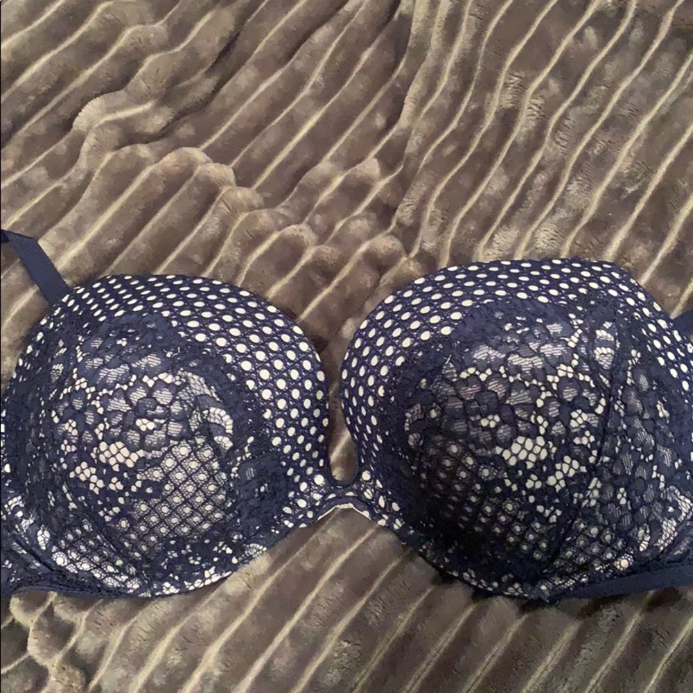 Victoria’s Secret bra